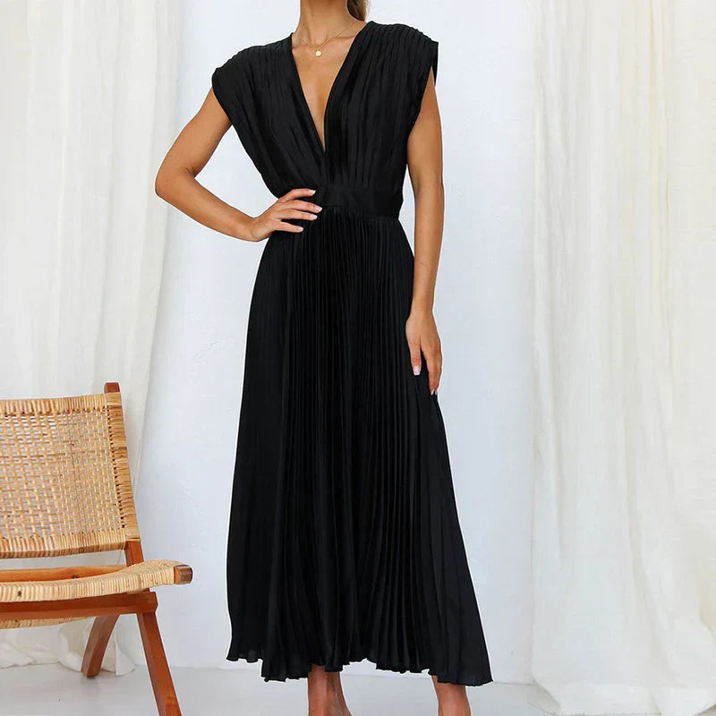 Adela | Maxi Dress with V-Neck and Pleats